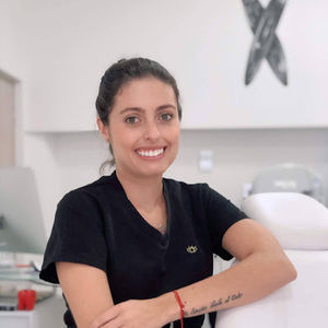 Meet your Posher, Laura andrea